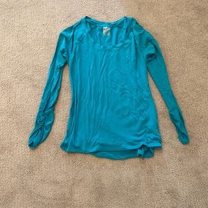 Calia by Carrie Underwood long sleeve t-Shirt M